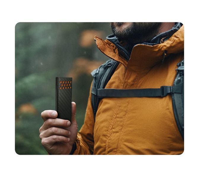 Зовнішній зарядний пристрій Power Bank Nitecore CARBO 10000 GEN2 (30W, QC 3.0, 10000mAh), чорно-синій CARBO 10000 GEN2 фото