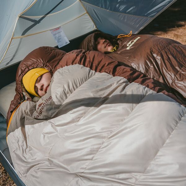 Спальник з натуральним пухом Naturehike Snowbird CNK2550WS014, p-р L, темно-коричневий 400 г atlantxml_71466 фото